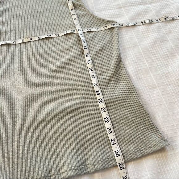 NWT Mittoshop Grey Ribbed Low Mock Sleeveless Layering Gray Tank Top - Picture 12 of 12